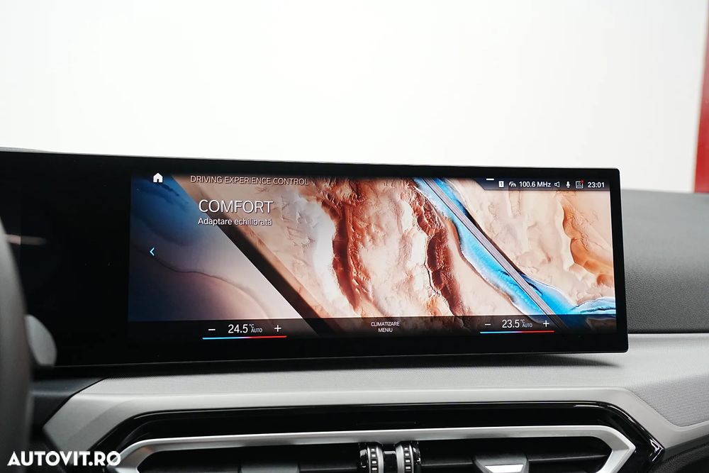 BMW Seria 3 320d Touring xDrive Aut. - 39
