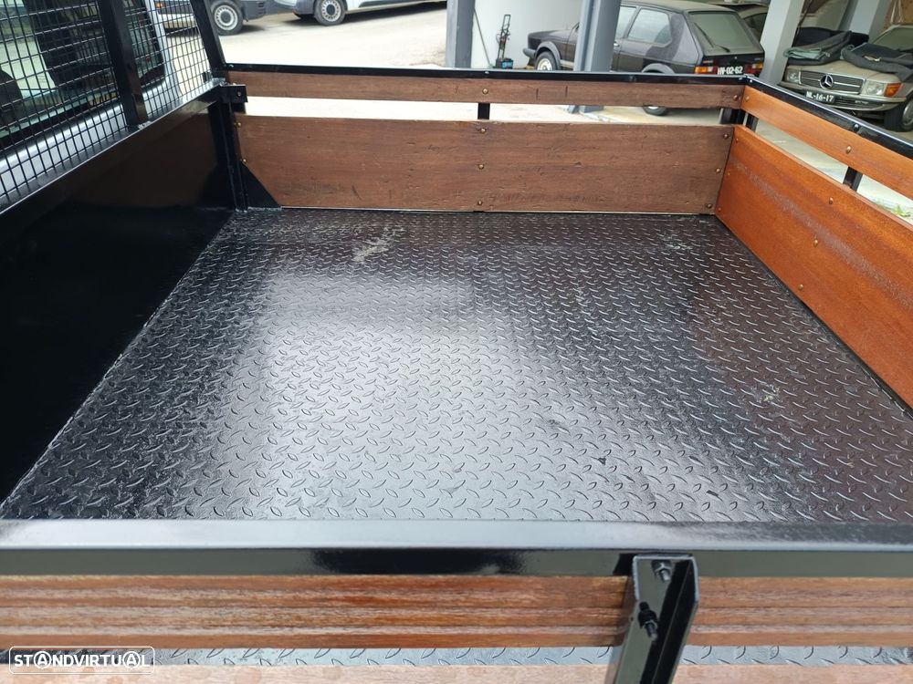 Toyota Hilux 2.4 D-4D 2WD CD CM - 9