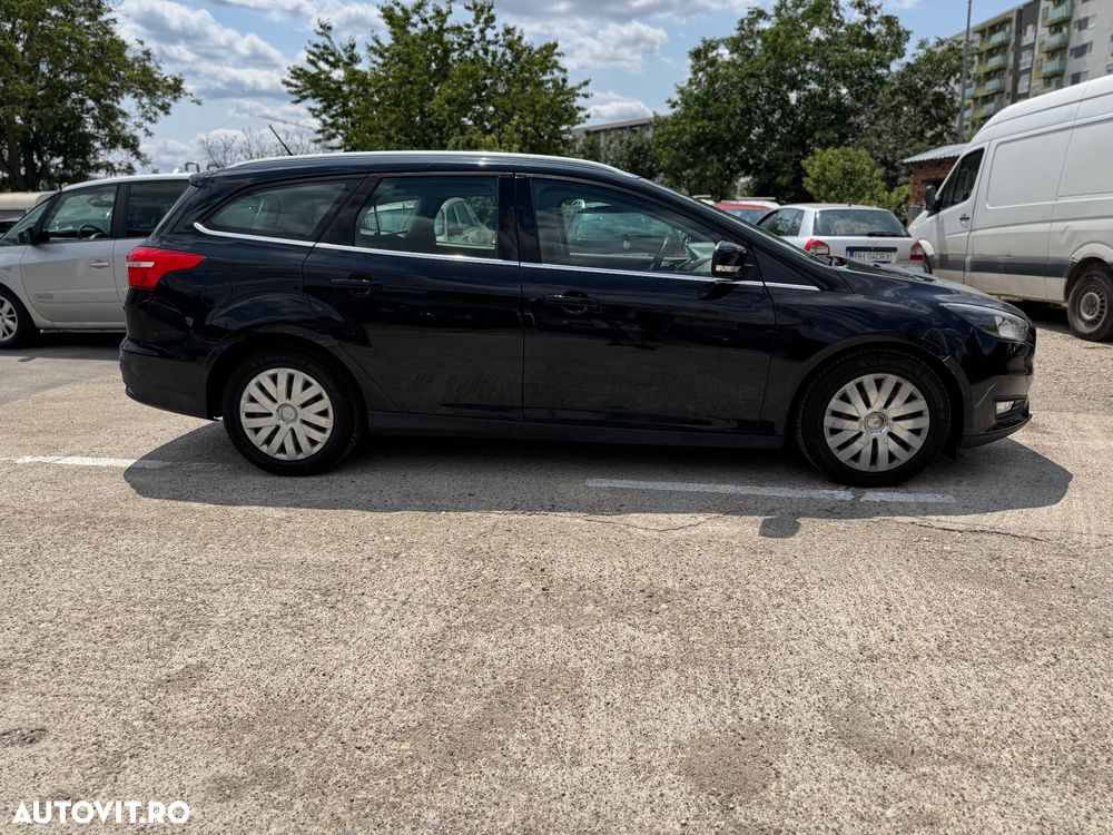 Ford Focus 1.0 EcoBoost Trend Edition - 12