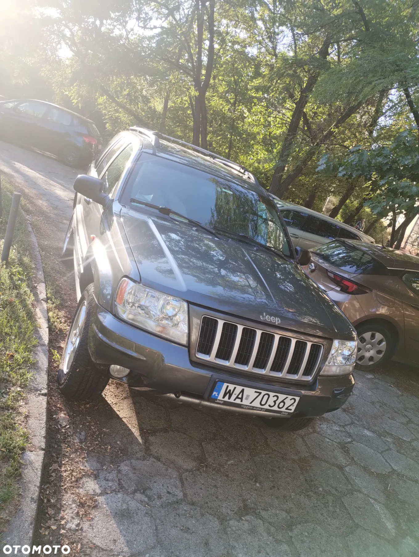 Jeep Grand Cherokee - 11