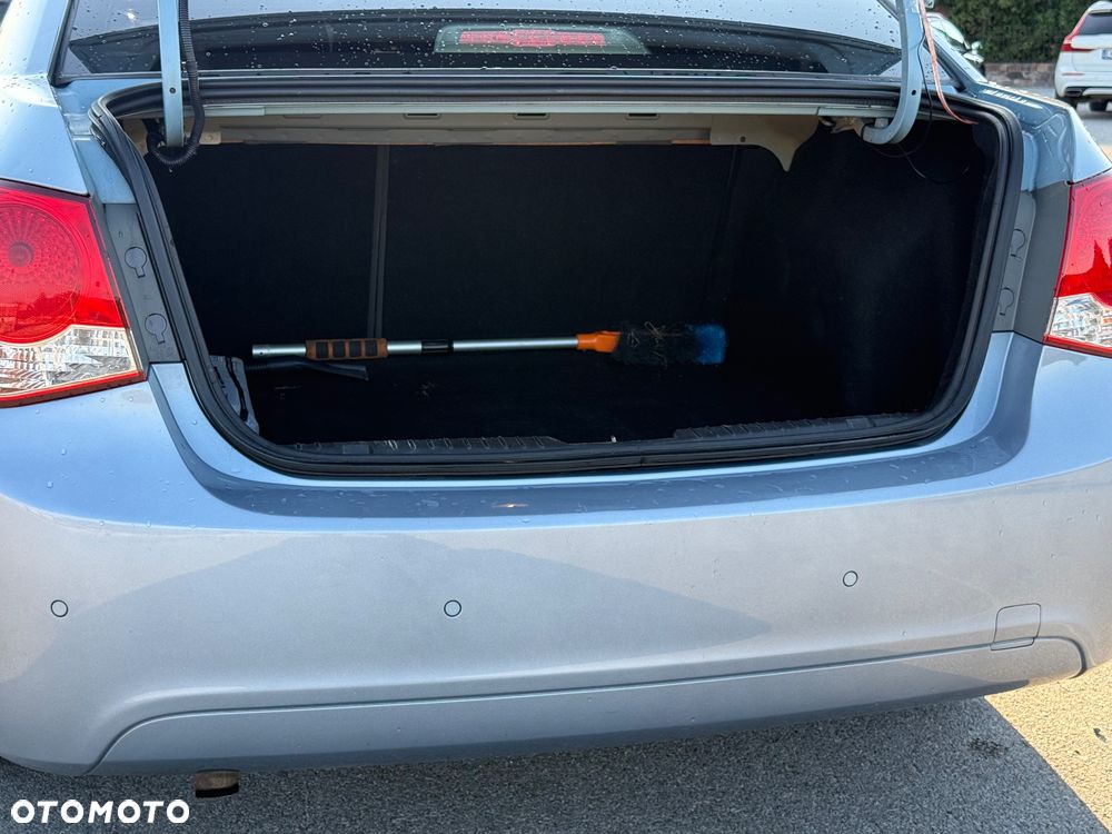 Chevrolet Cruze 1.6 - 22
