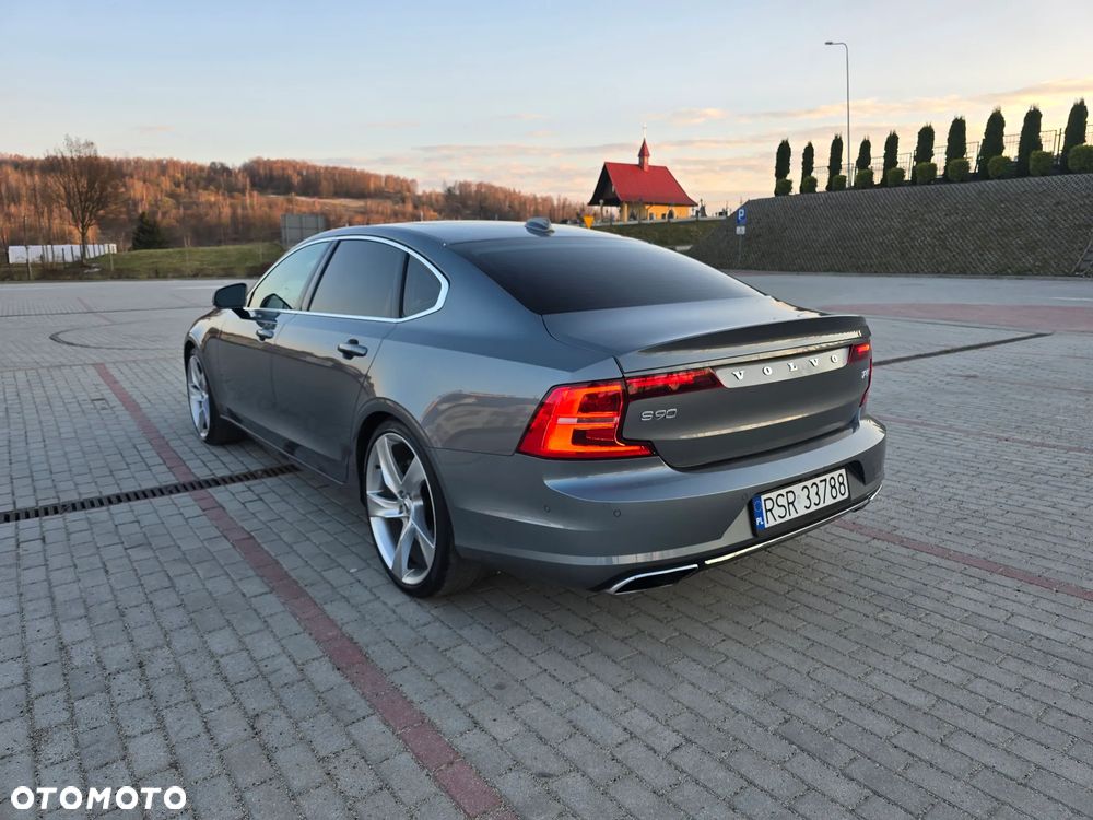 Volvo S90 T6 AWD Geartronic Momentum - 2