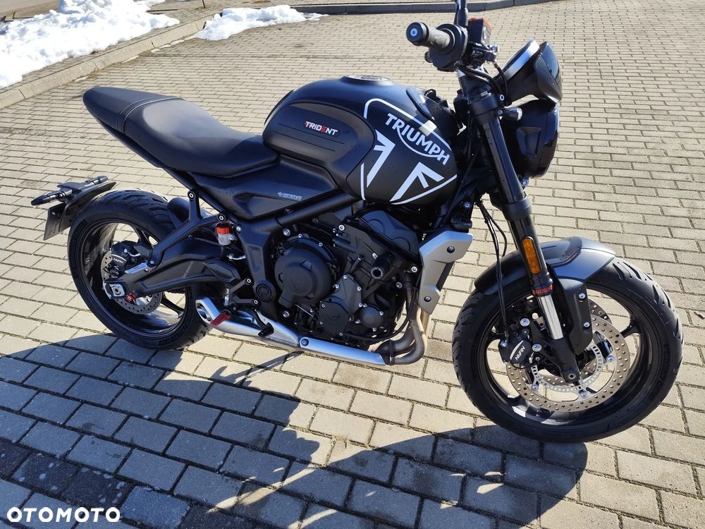 Triumph Trident - 2