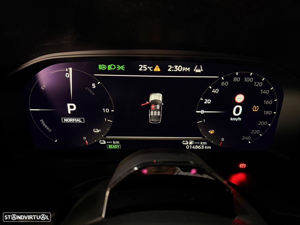 Mitsubishi Outlander - 12