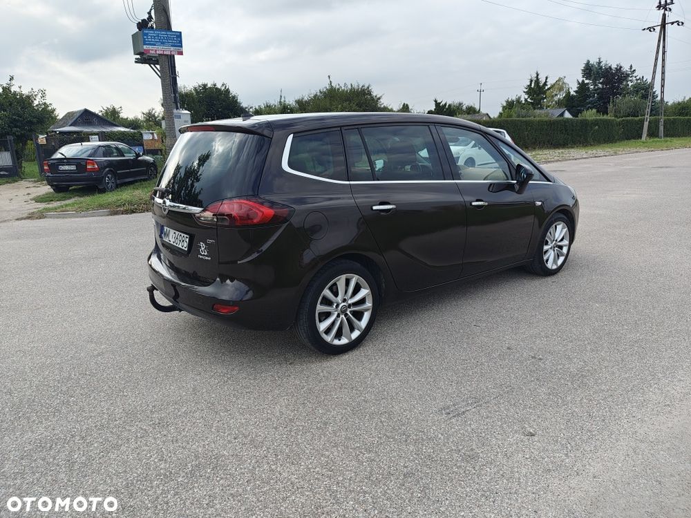 Opel Zafira - 2