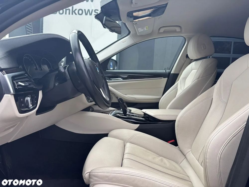 BMW Seria 5 520d Luxury Line - 20