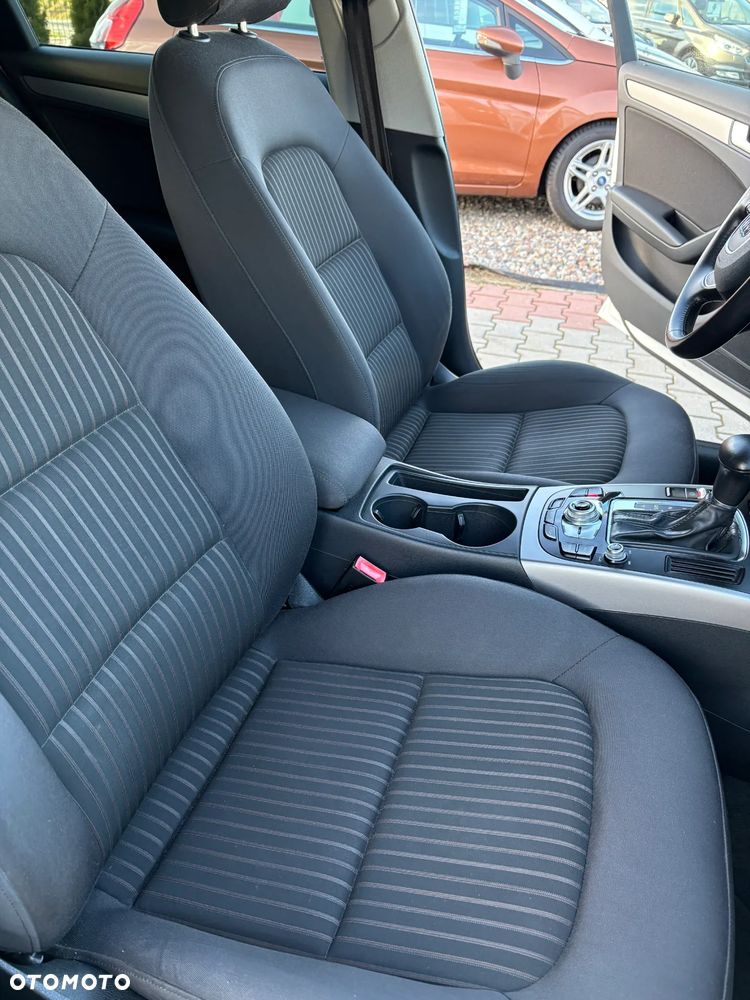 Audi A4 Avant 2.0 TDI DPF clean diesel multitronic Attraction - 13