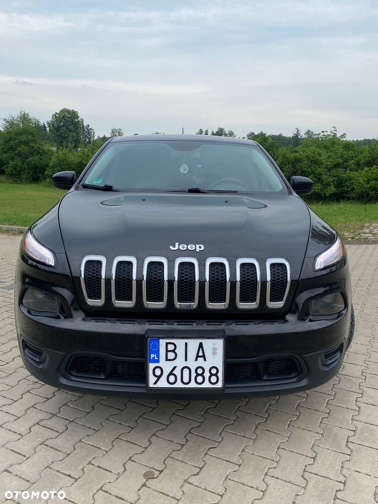 Jeep Cherokee - 1