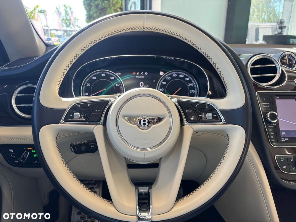 Bentley Bentayga - 16