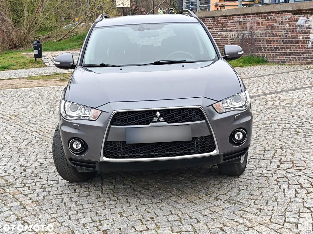 Mitsubishi Outlander 2.4 Intense + - 4