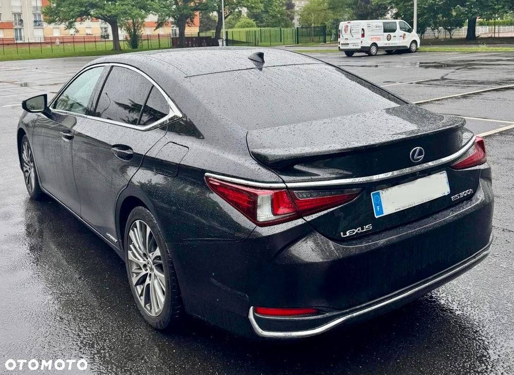 Lexus ES 300h Luxury Line - 4