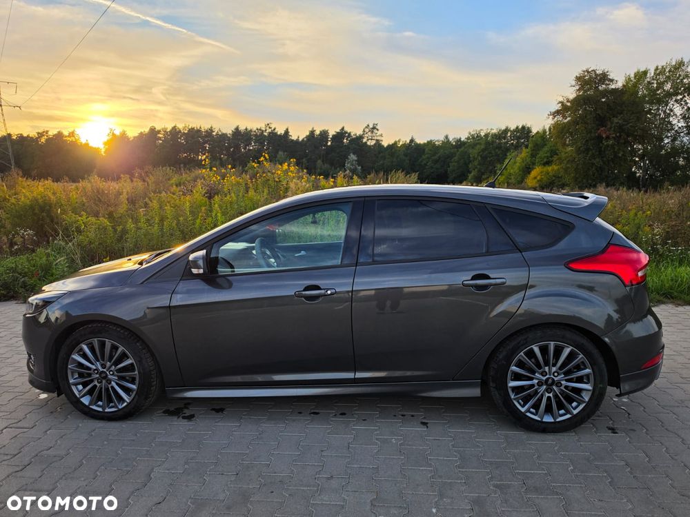 Ford Focus - 4