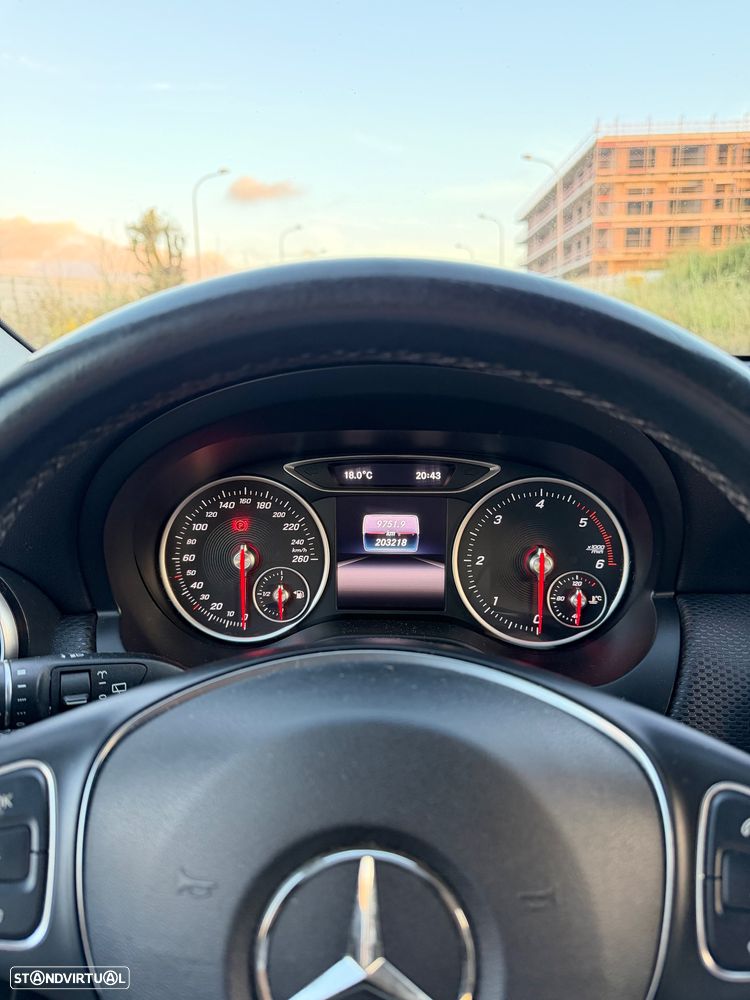 Mercedes-Benz A 180 CDI (BlueEFFICIENCY) Urban - 7