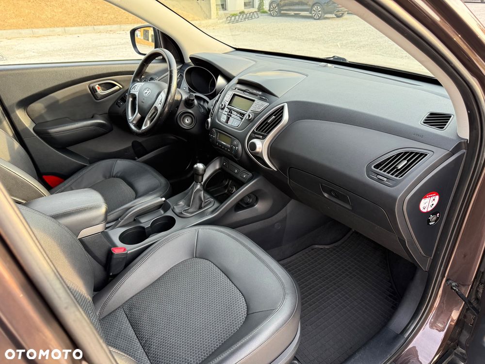 Hyundai ix35 2.0 2WD Style - 16