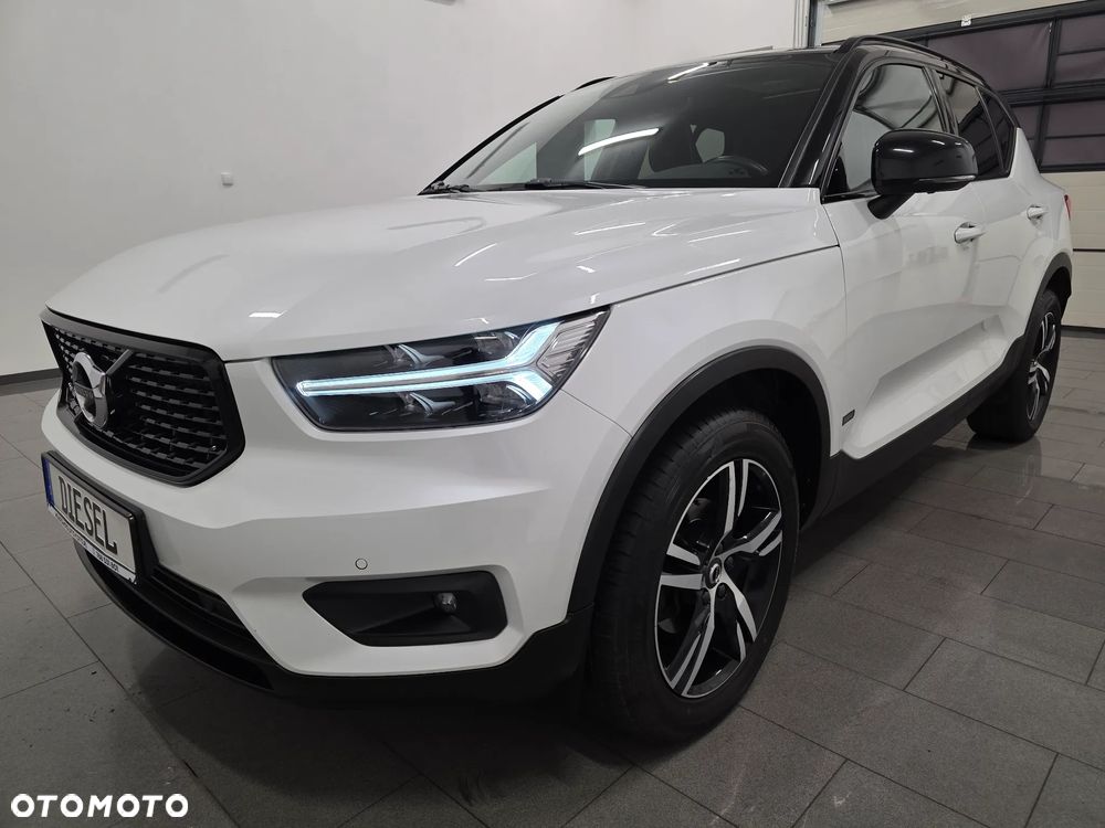 Volvo XC 40 D3 SCR R-Design - 2