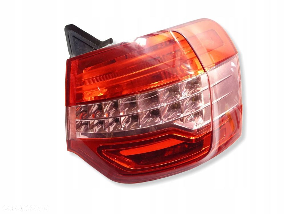 lampa prawy tył citroen c5 iii sedan - 2