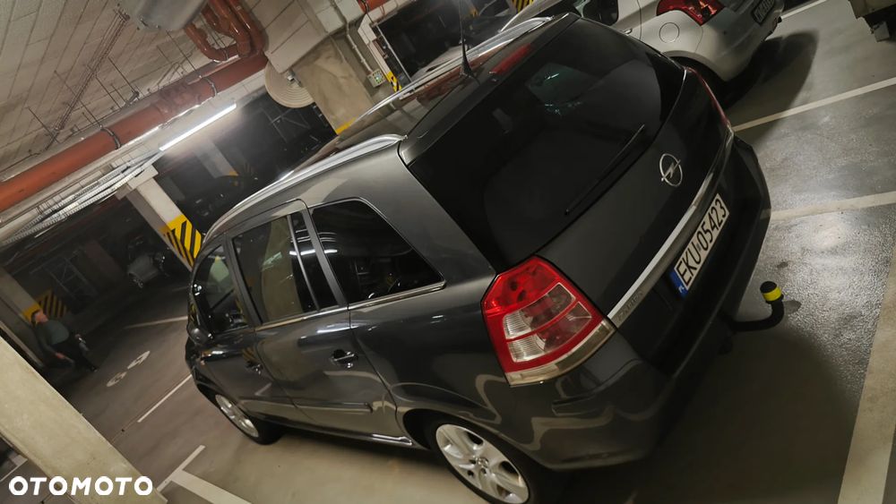 Opel Zafira 1.8 - 5