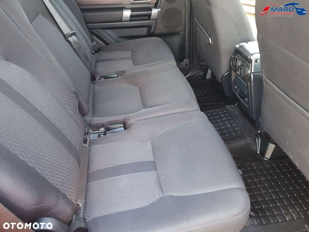 Land Rover Discovery 3.0 TD V6 S - 28