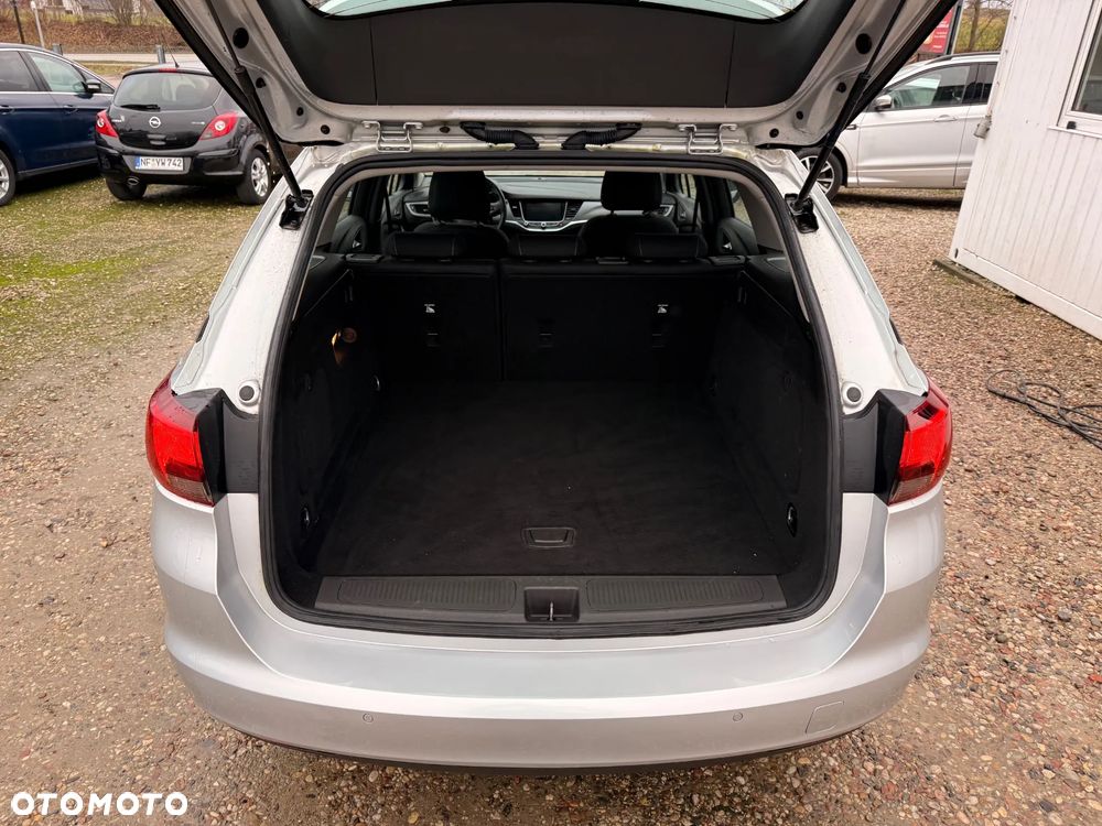 Opel Astra 1.6 CDTI Enjoy - 23
