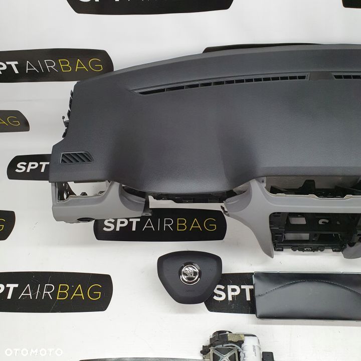 SKODA OCTAVIA III 3 5E0 LIFT DESKA ROZDZIELCZA KONSOLA KOKPIT PULPIT PODUSZKI AIRBAG AIR BAG PASY KIT SET - 2