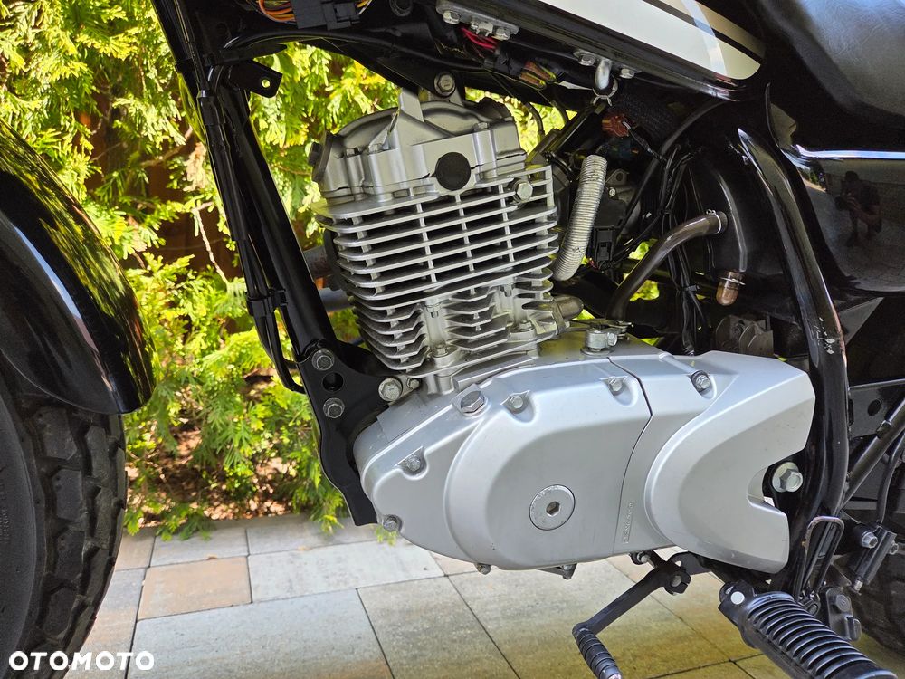 Suzuki RV - 20