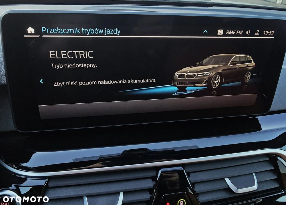 BMW Seria 5 530e Luxury Line sport - 32