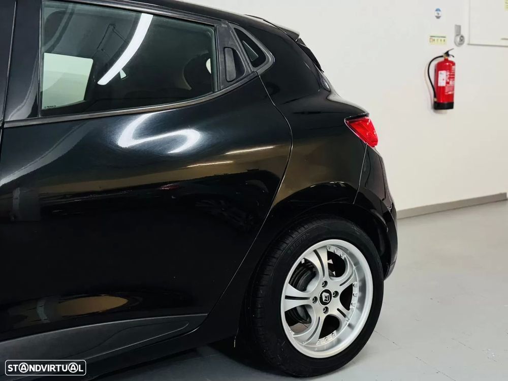 Renault Clio 1.5 dCi Dynamique Sport Edtion - 12