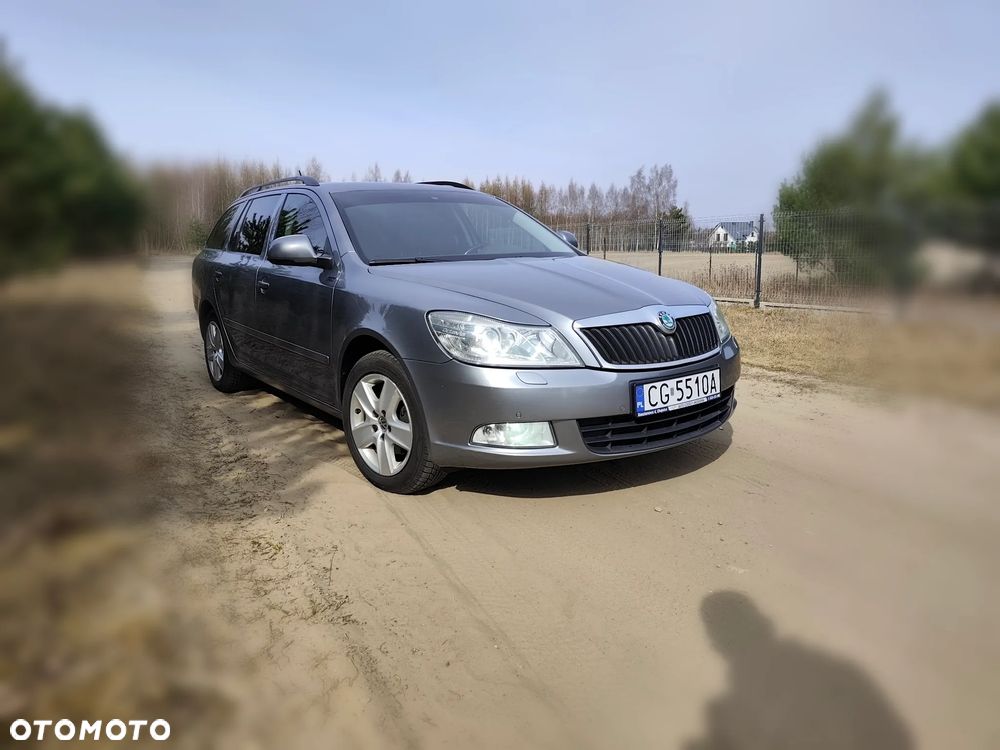 Skoda Octavia 2.0 TDI DPF Elegance - 3