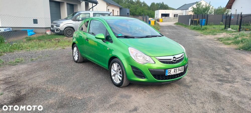 Opel Corsa 1.2 16V (ecoFLEX) Edition - 2