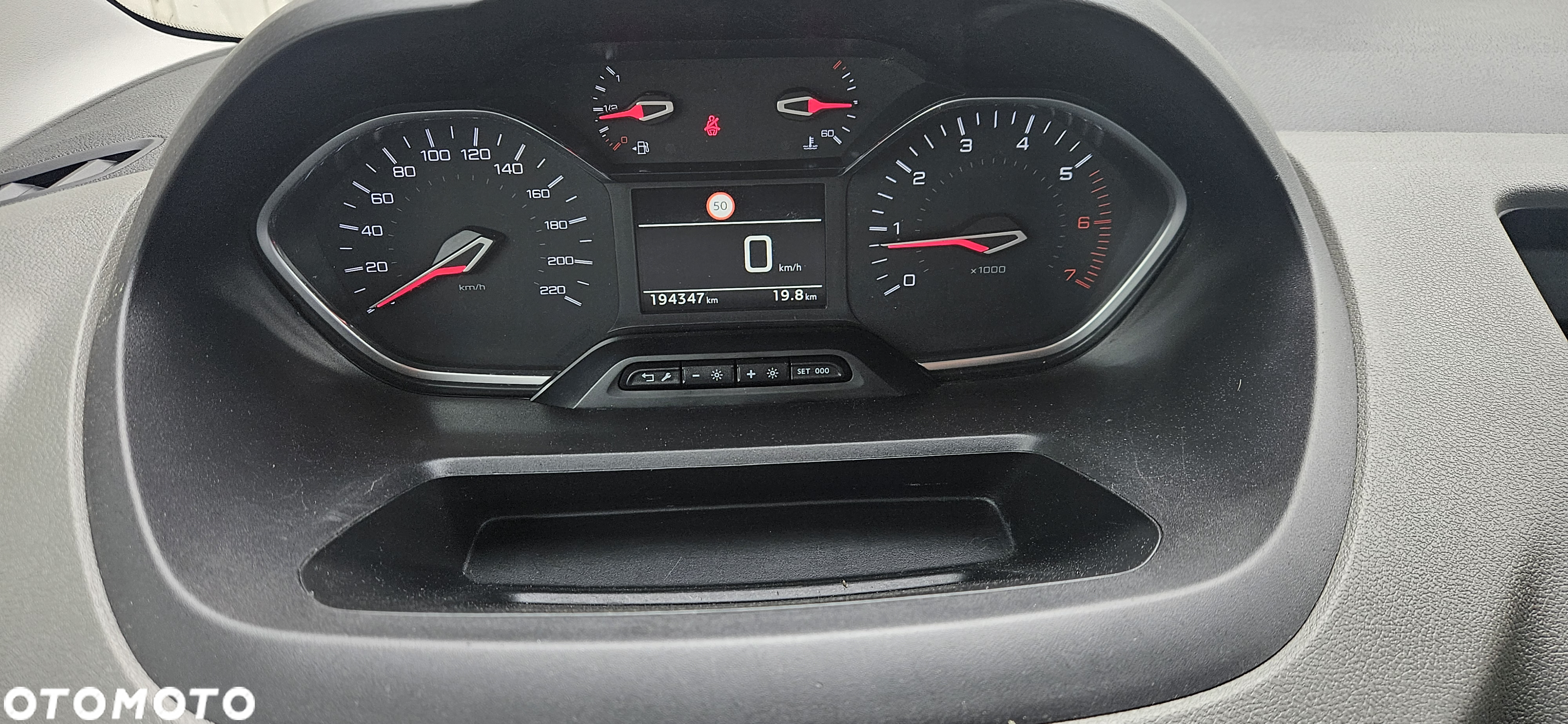 Peugeot Rifter 1.5 BlueHDI Active - 27