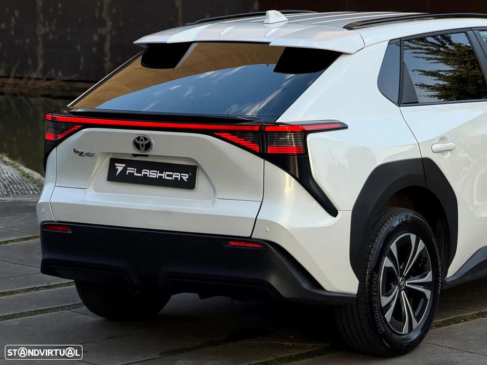 Toyota bZ4X 71,4 kWh Lounge - 4