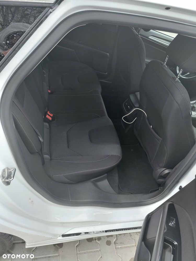 Ford Mondeo 2.0 TDCi Titanium - 9