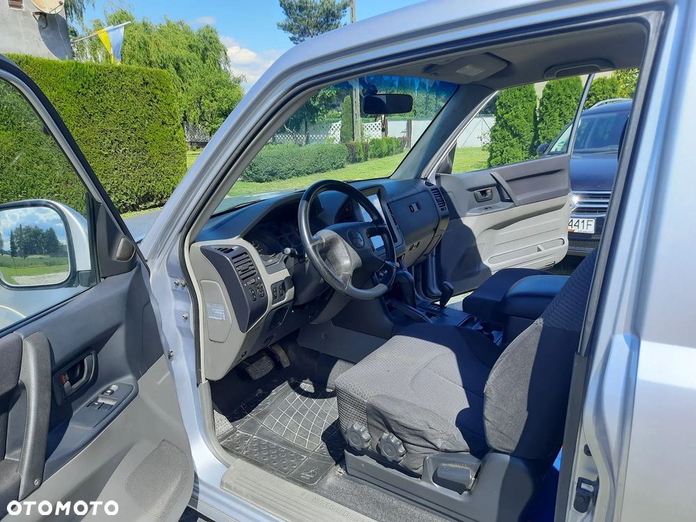 Mitsubishi Pajero 3.2 DID - 15
