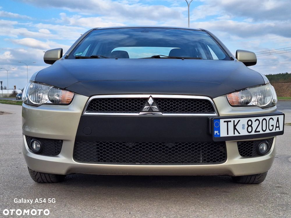 Mitsubishi Lancer 1.8 Invite - 2
