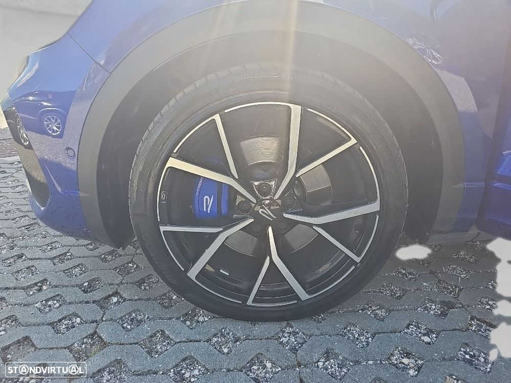 VW T-Roc R 2.0 TSI - 25