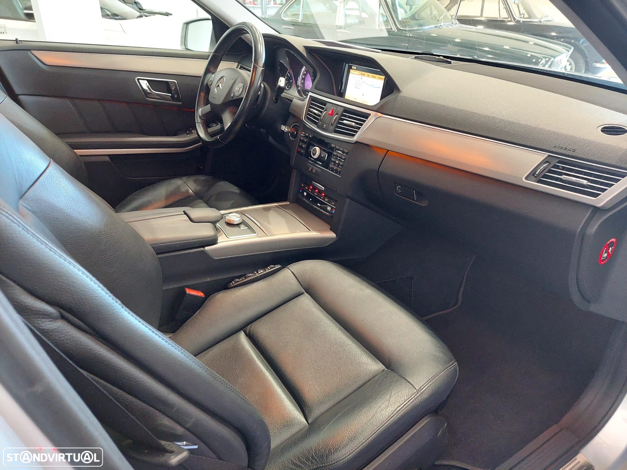 Mercedes-Benz E 350 CDi Avantgarde BlueEfficiency - 23