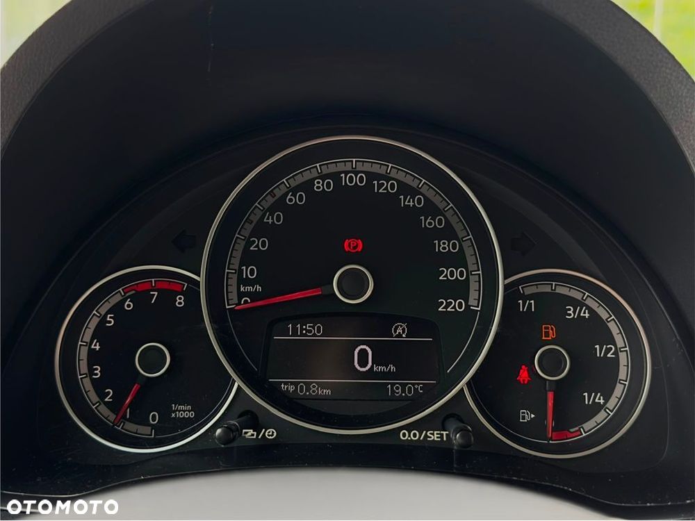 Volkswagen up! 1.0 Beats - 14