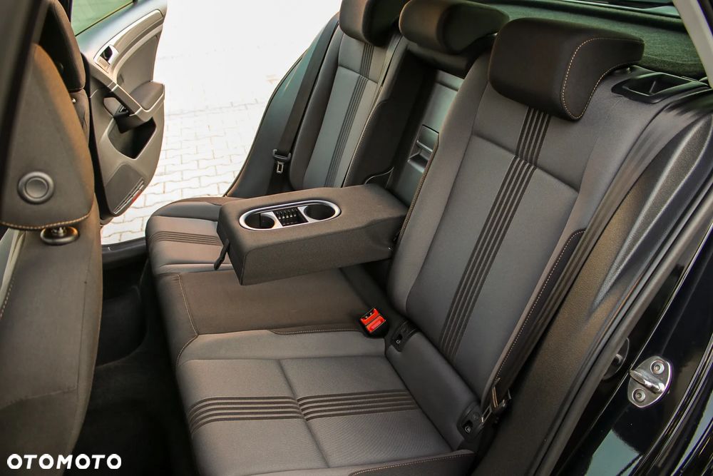 Volkswagen Golf 1.6 TDI BlueMotion Technology Allstar - 25