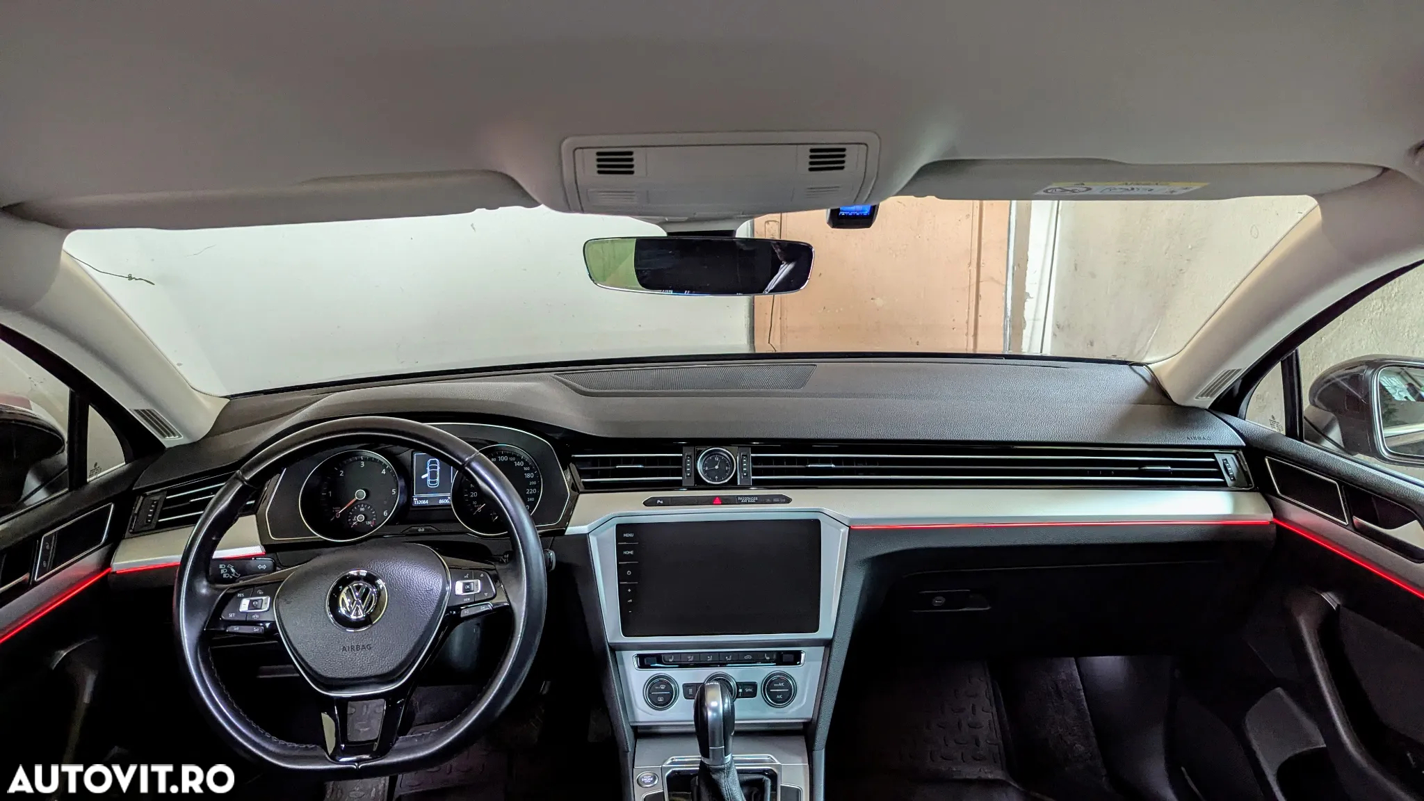 Volkswagen Passat 2.0 TDI (BlueMotion Technology) DSG Comfortline - 14