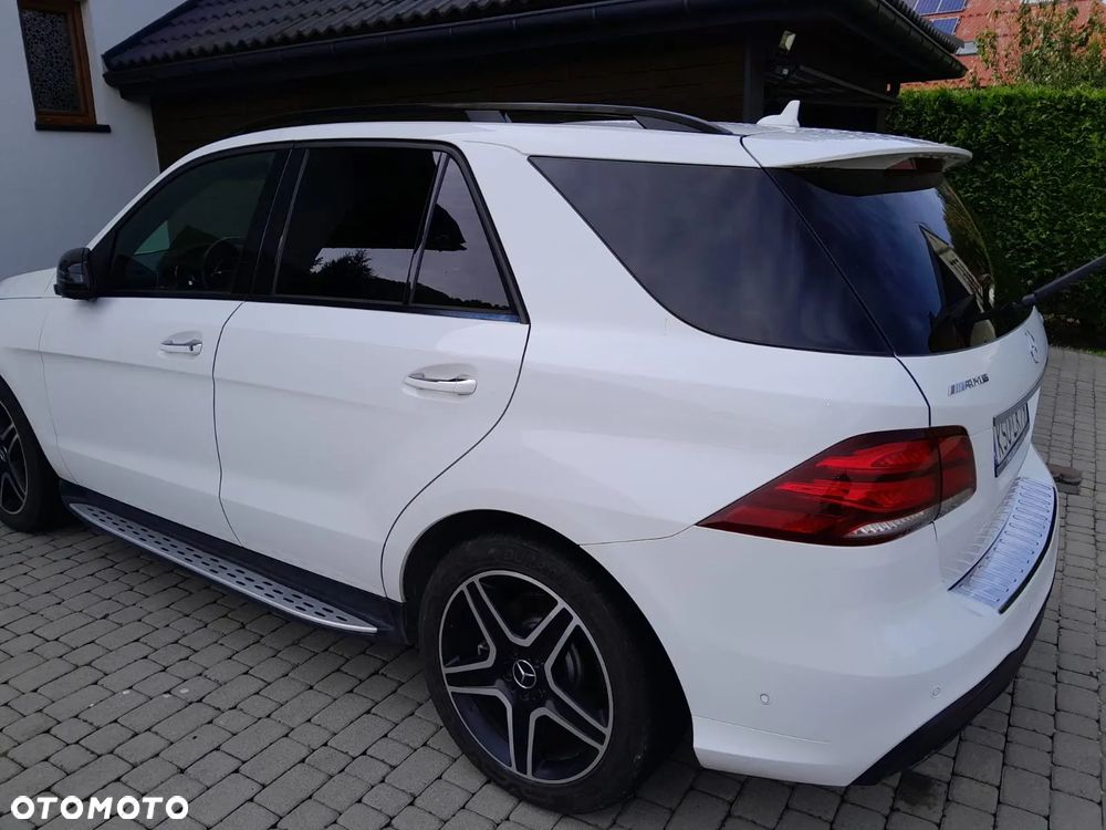 Mercedes-Benz GLE AMG 43 4Matic 9G-TRONIC AMG Line - 2