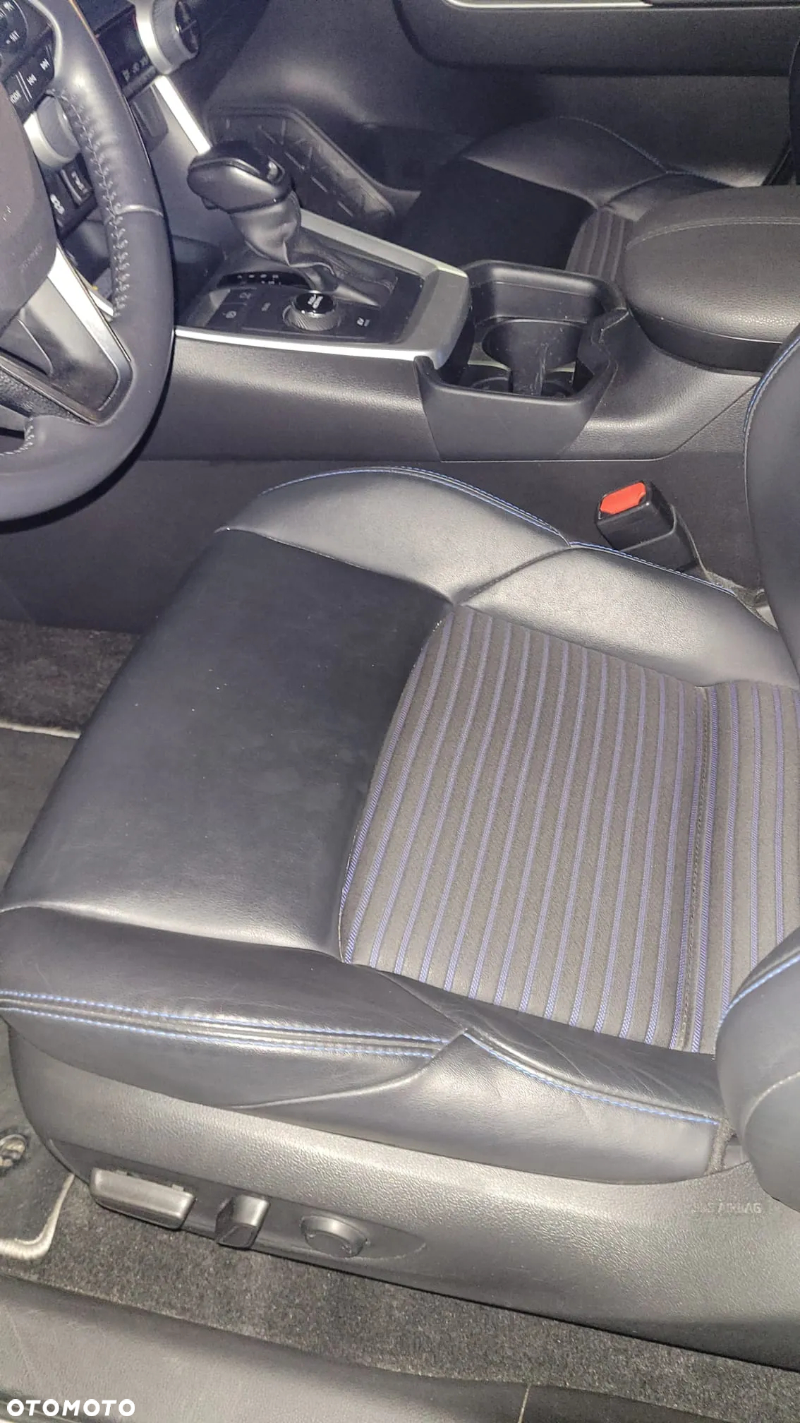 Toyota RAV4 2.5 Hybrid Selection 4x4 - 21