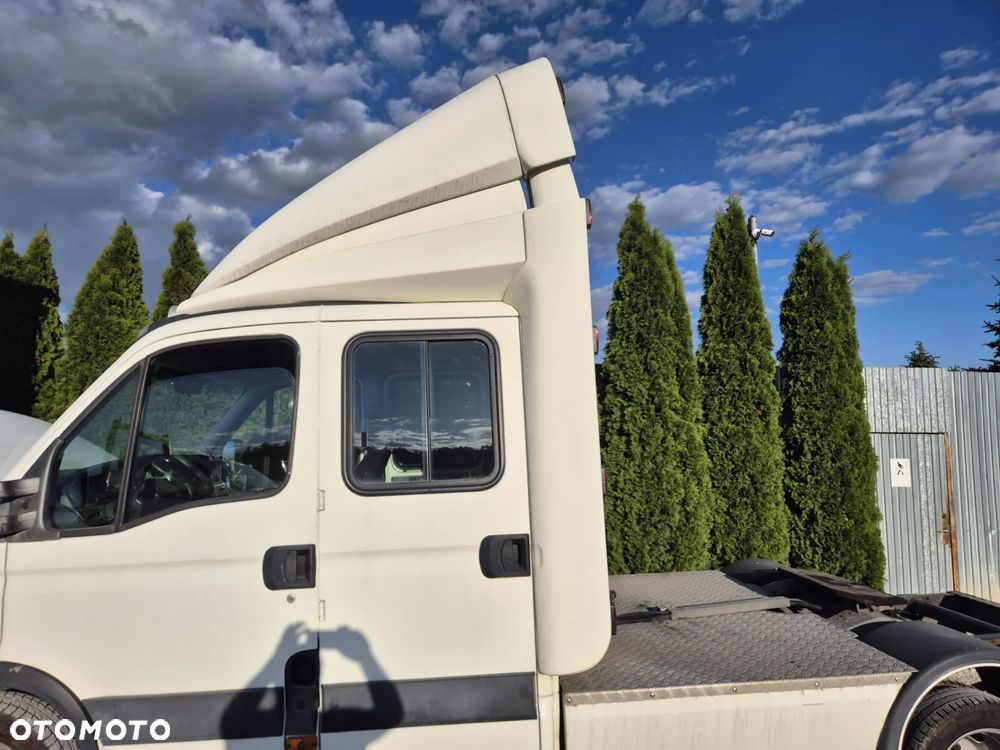 Zabudowa Spojer doka + siodło ciągnik siodłowy Iveco - 6
