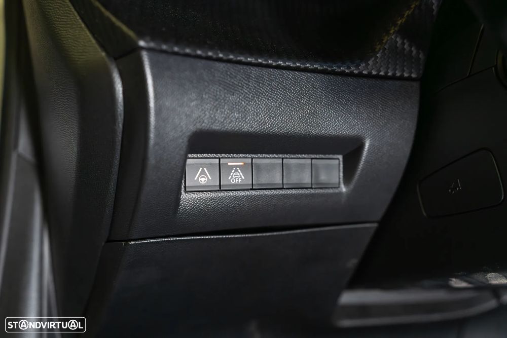 Peugeot e-208 GT Pack - 8