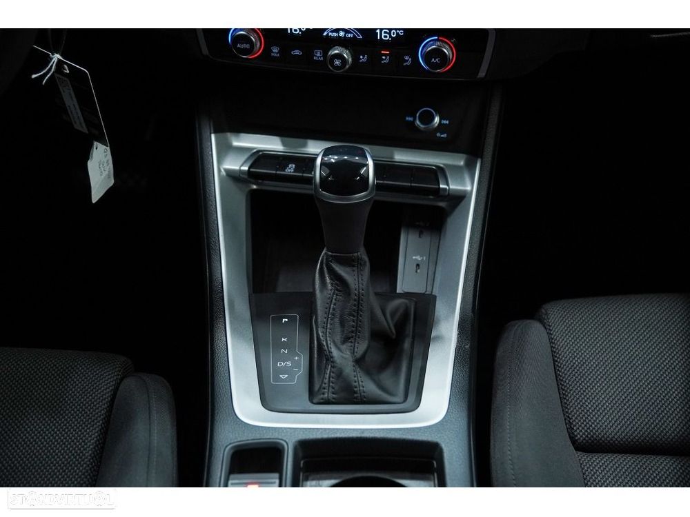 Audi Q3 35 TFSI Advanced S tronic - 28