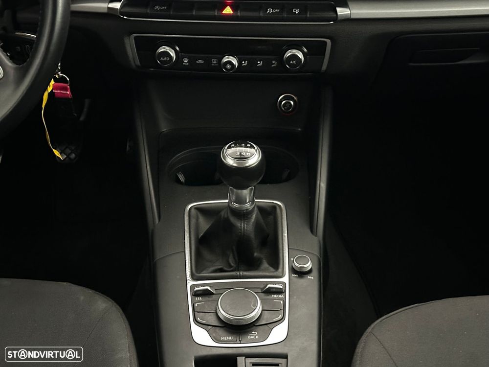 Audi A3 Sportback 1.6 TDI Advance Ultra - 18