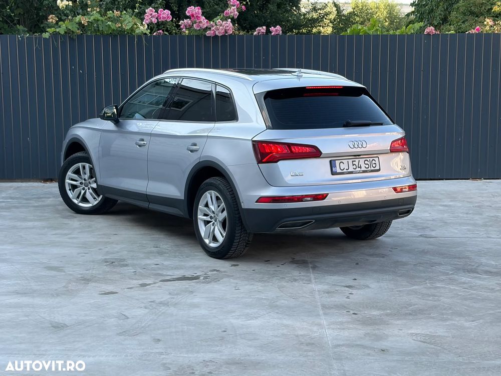 Audi Q5 2.0 TDI Quattro S tronic Design - 4