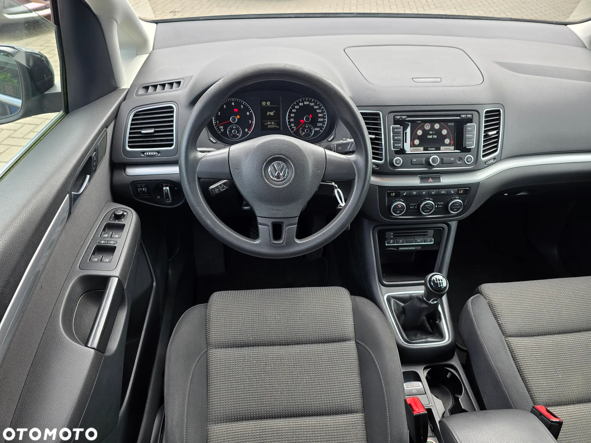 Volkswagen Sharan - 7