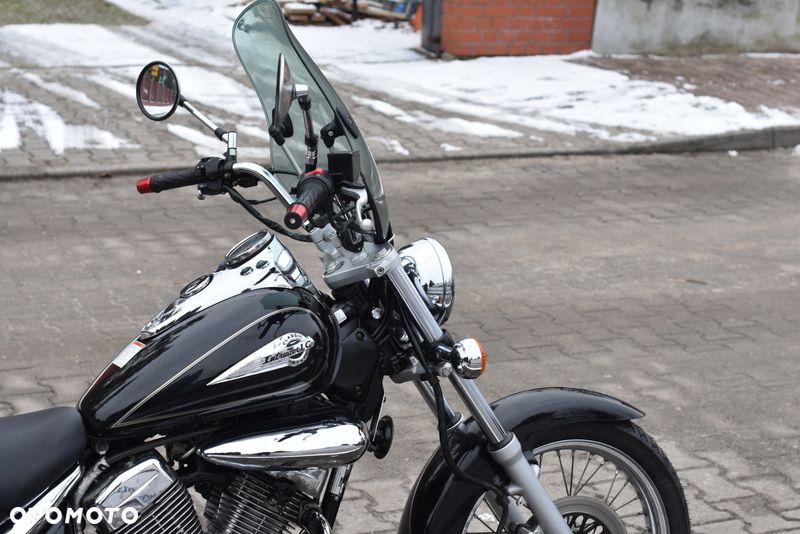 Suzuki Intruder - 13