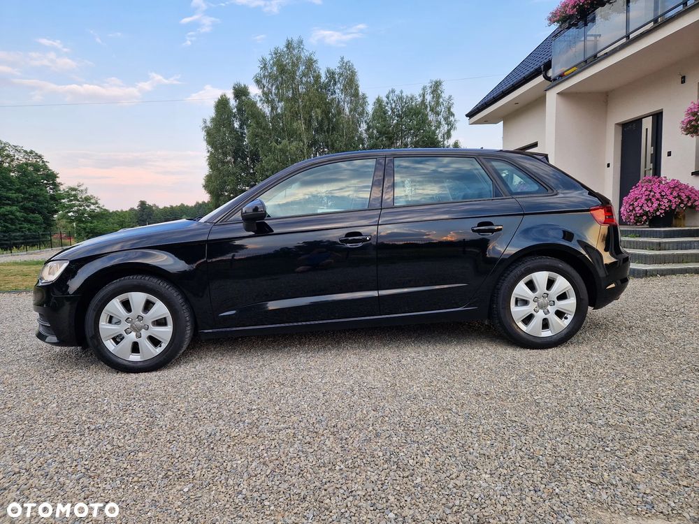 Audi A3 Sportback - 5