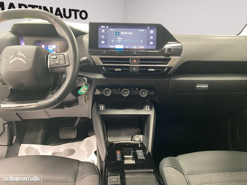 Citroën e-C4 50 kWh Shine - 11